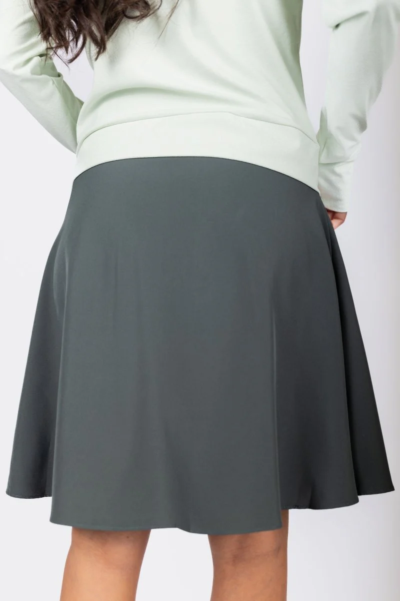 Achieve Skirt 20" (Dark Green) - Image 4