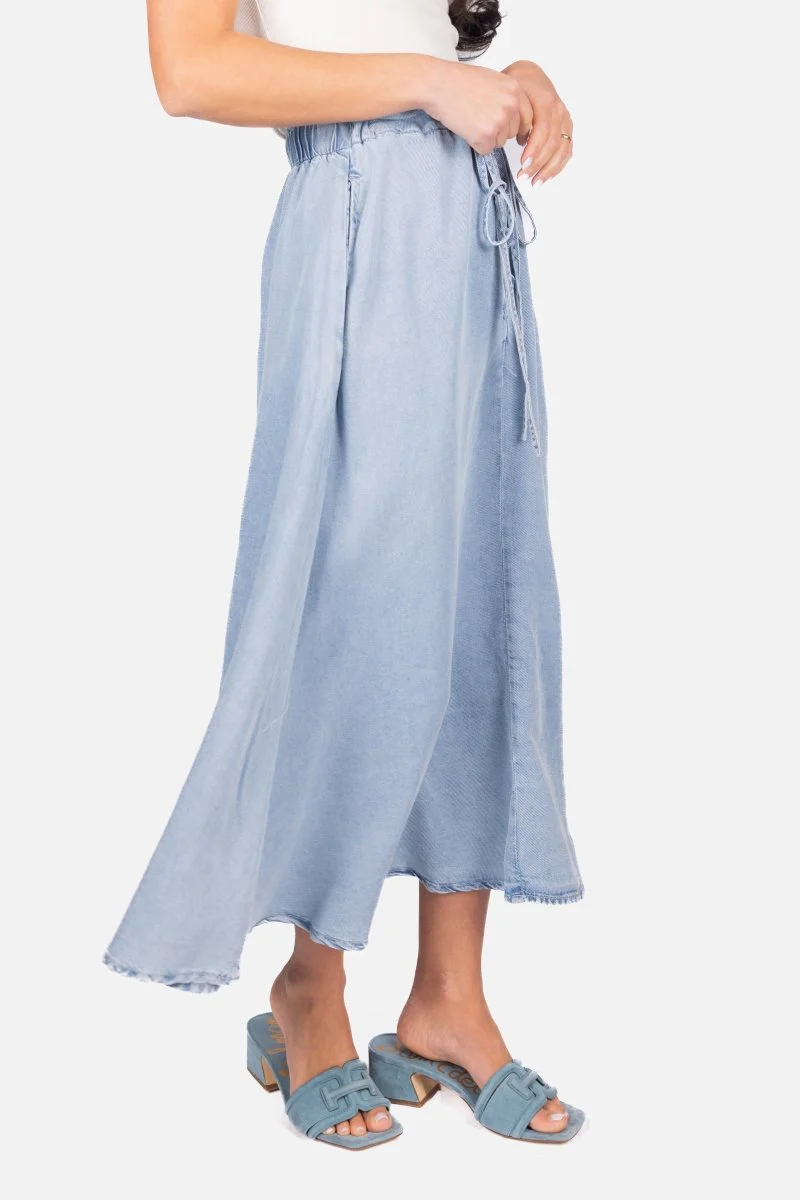 Ariya Skirt (Chambray) - Image 3