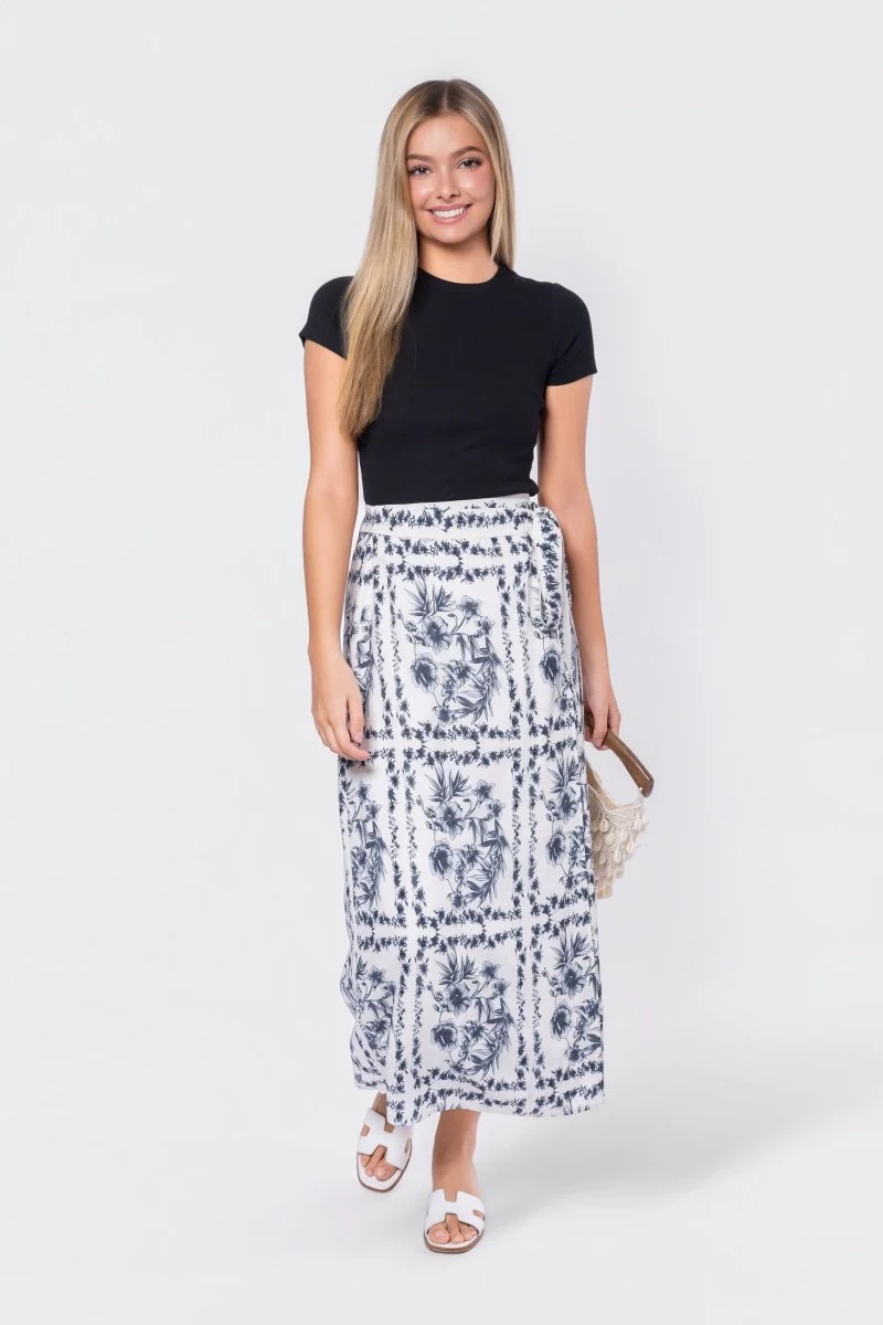 Leila Skirt (White/Black) - Image 7