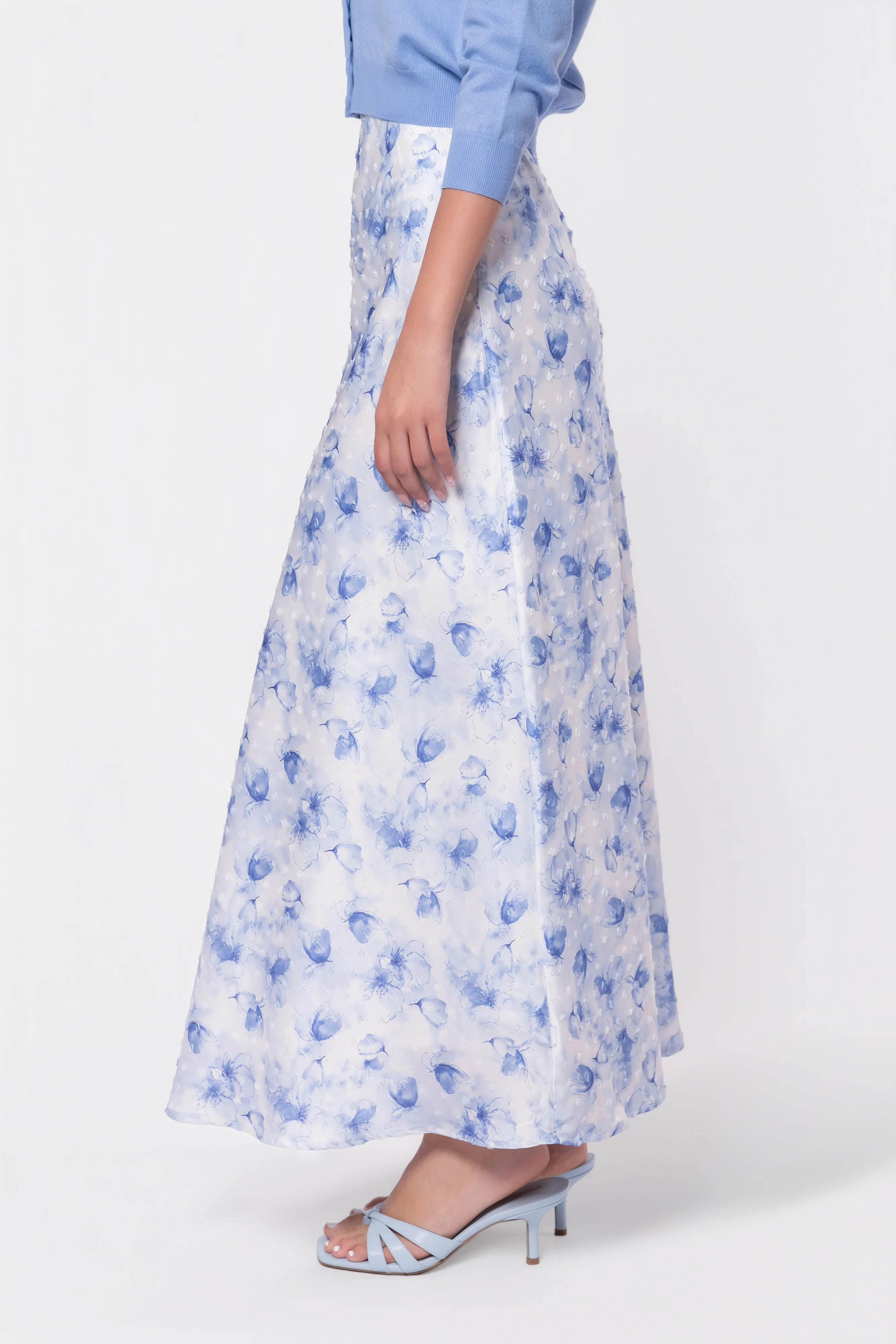 Lisa Skirt (White/Blue) - Image 4