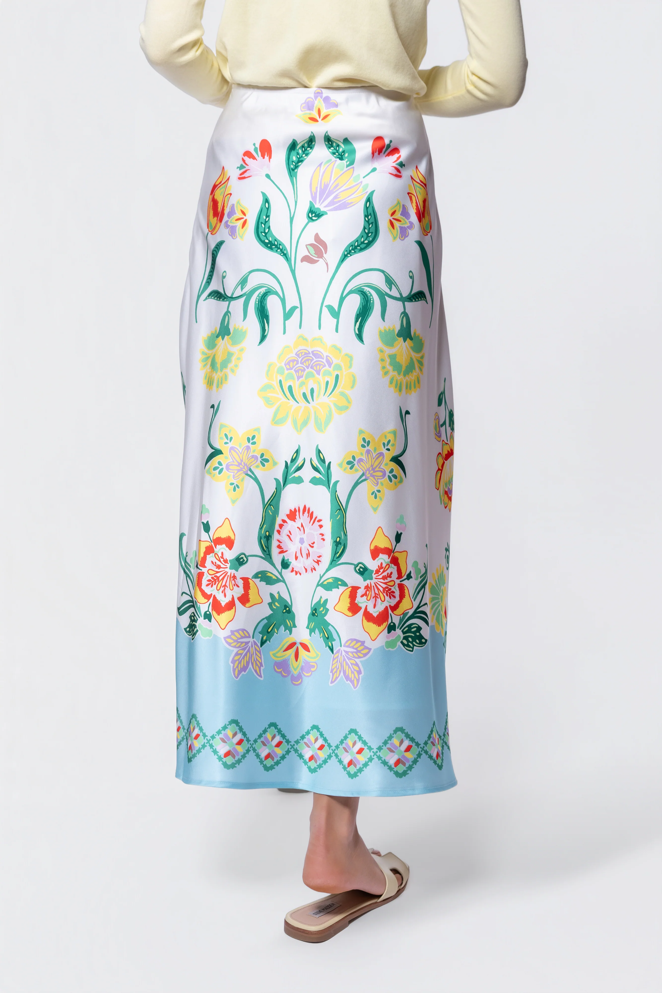 Lisa Skirt (White Pattern) - Image 4