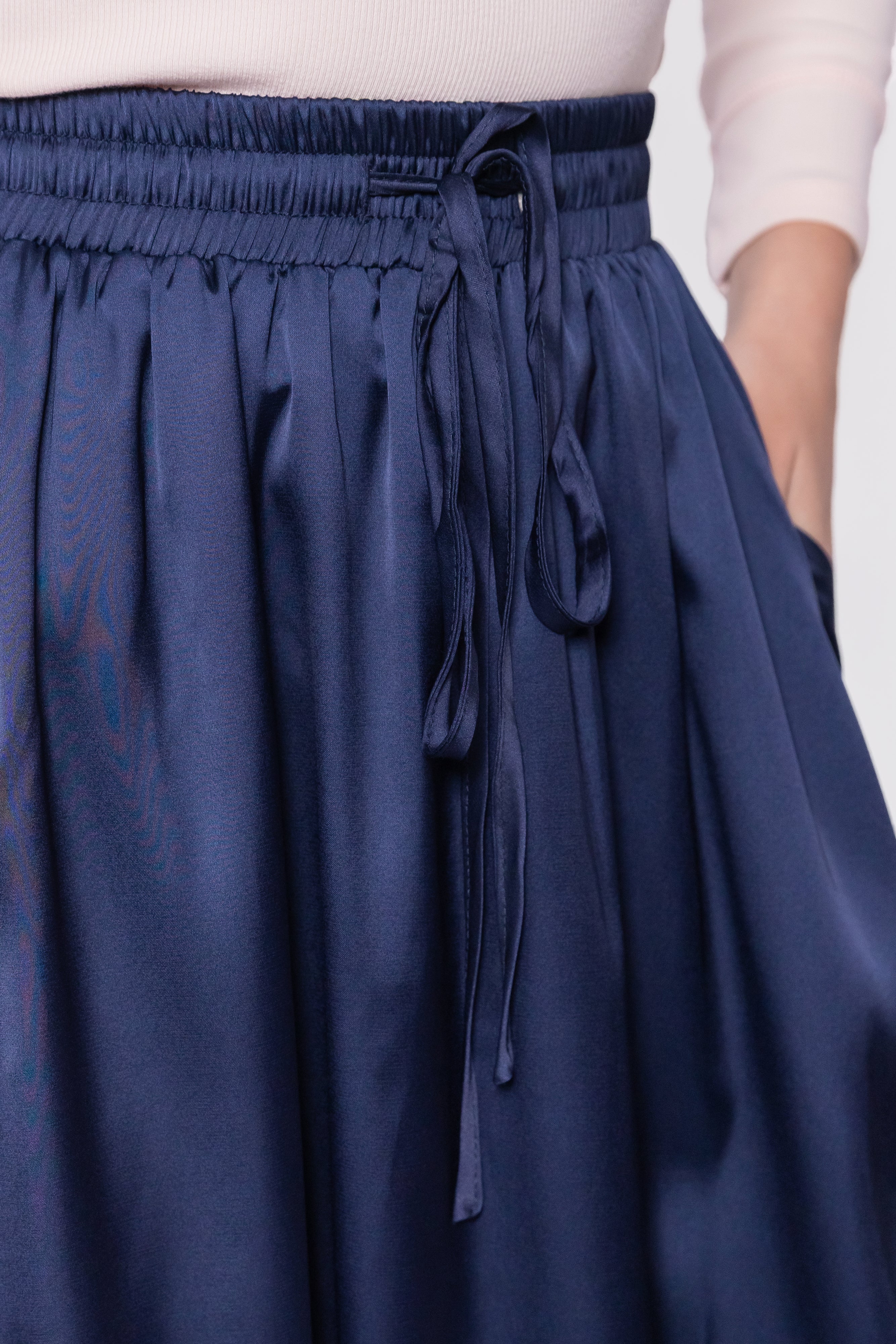 Rita Skirt (Navy) - Image 5