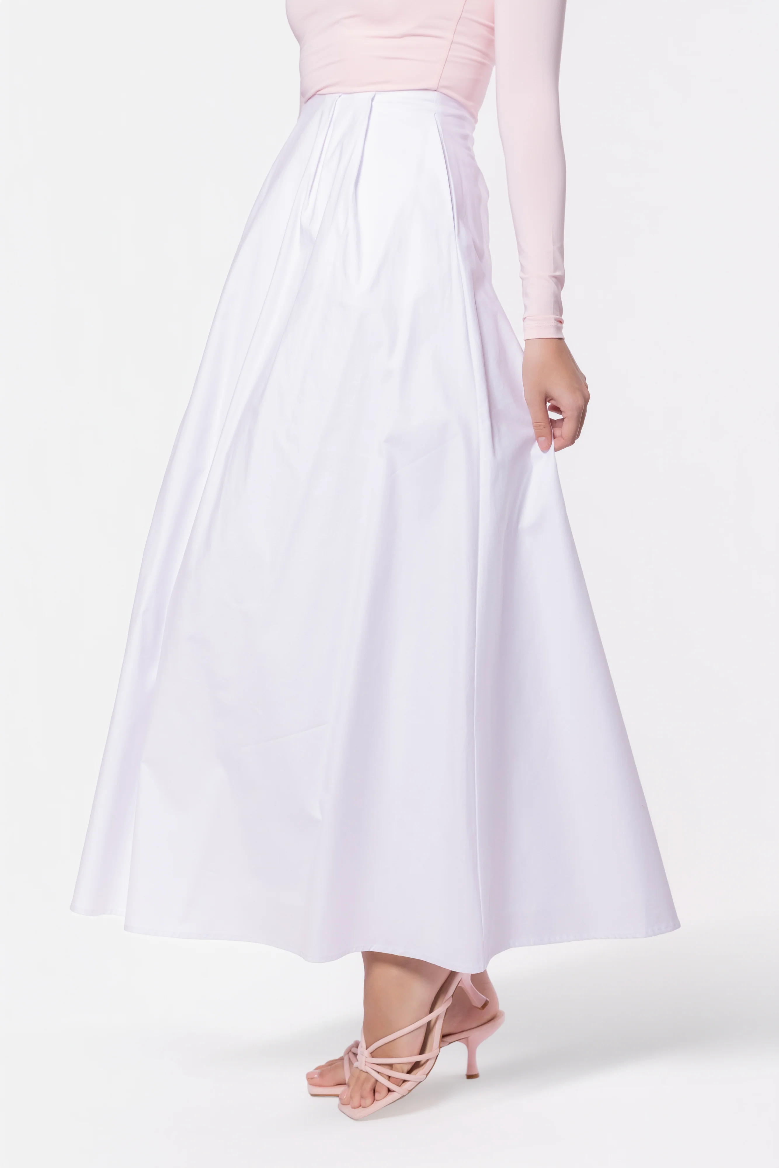 Serin Skirt (White) - Image 3